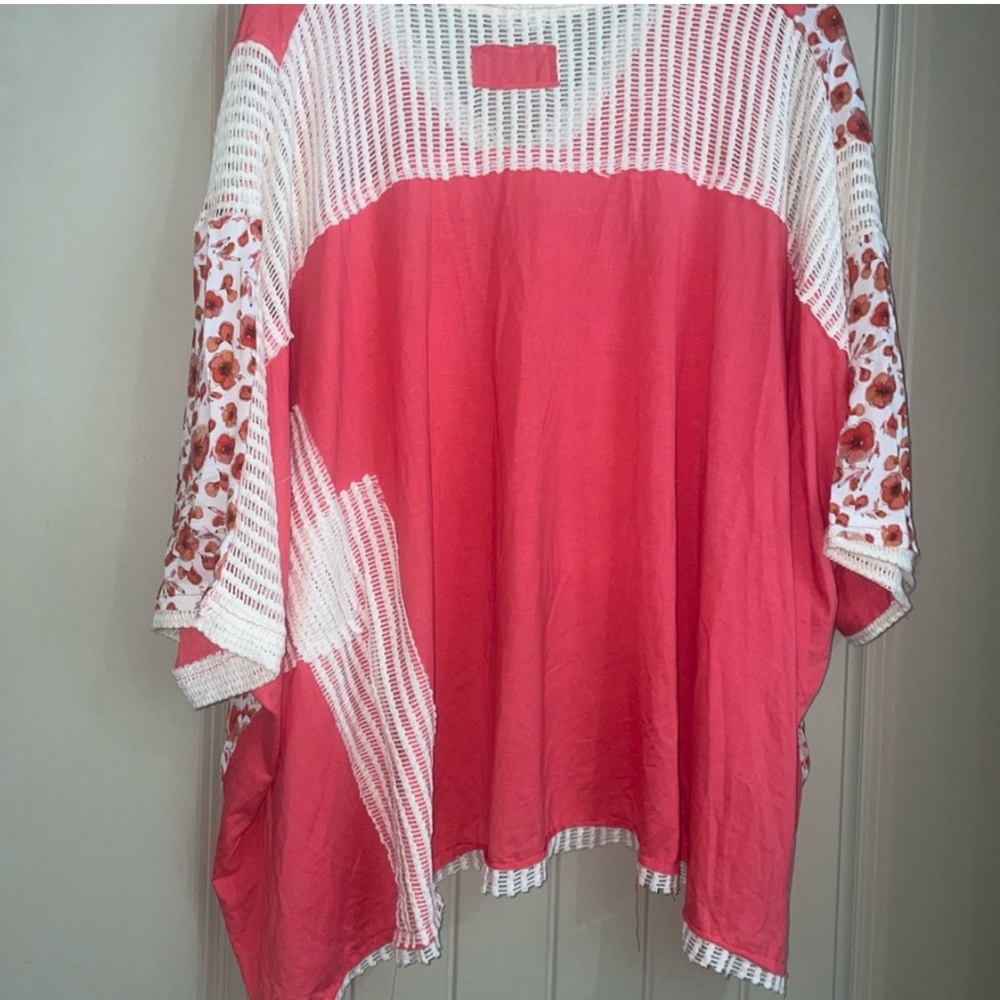 POL Oversized Tunic - Picture 2 of 6